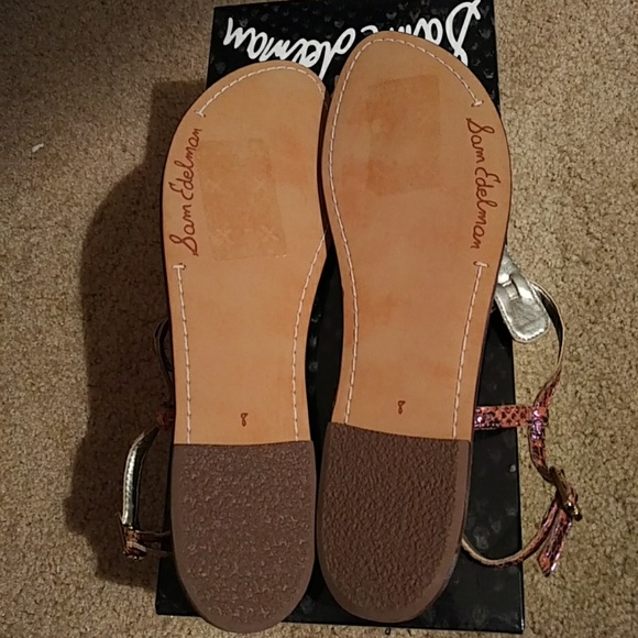 NWT Sam Edelman Iridescent Snakeskin Sandal - Picture 2 of 4